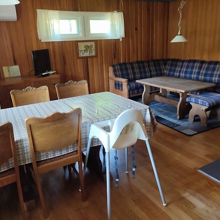Haugheim Two-Bedroom Cottage 比尔克兰 外观 照片